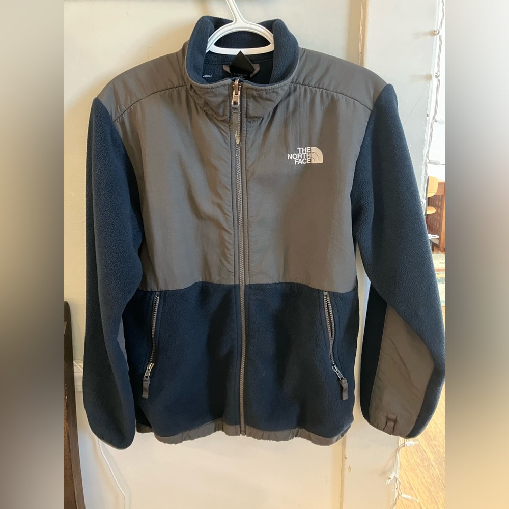 The Northface youth size XL (can fit women’s XS or small)
